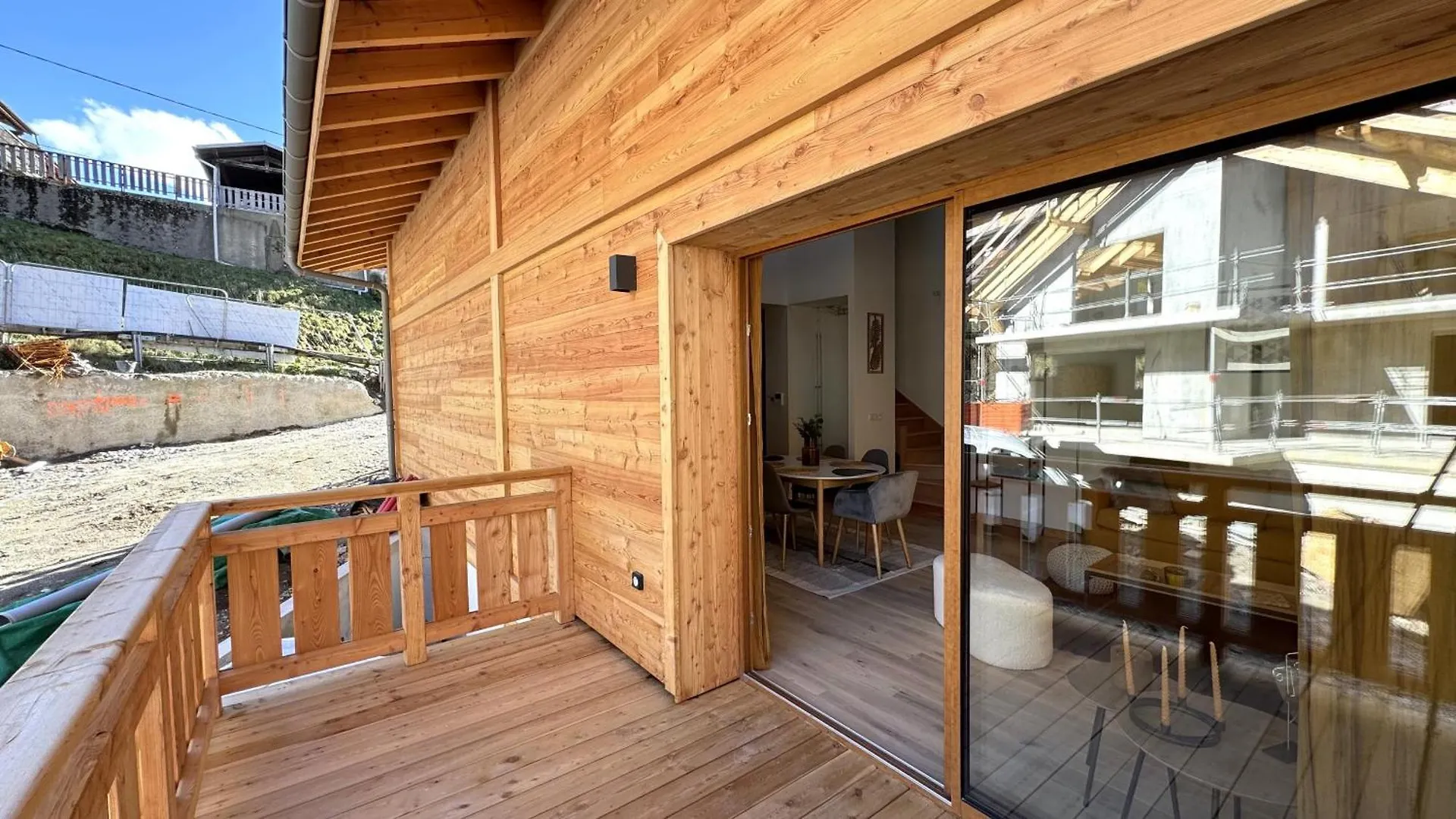 Апартаменты Le Kamdbaz, Morzine Centre, 4-7 Personnes 0*,